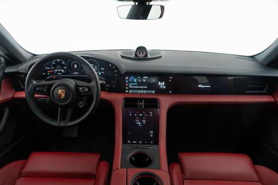 PORSCHE TAYCAN 4S CROSS TURISMO ELÉTRICO — foto 12