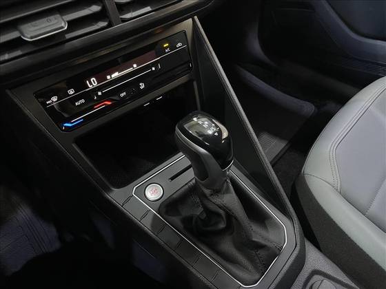 VOLKSWAGEN NIVUS 1.0 200 TSI TOTAL FLEX HIGHLINE AUTOMÁTICO — foto 7