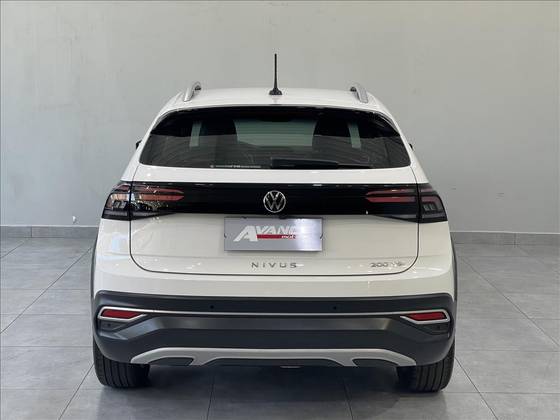 VOLKSWAGEN NIVUS 1.0 200 TSI TOTAL FLEX HIGHLINE AUTOMÁTICO — foto 16