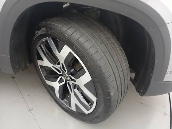 VOLKSWAGEN TAOS 1.4 250 TSI TOTAL FLEX HIGHLINE AUTOMÁTICO — foto 13