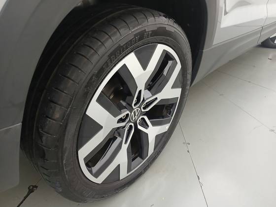 VOLKSWAGEN TAOS 1.4 250 TSI TOTAL FLEX HIGHLINE AUTOMÁTICO — foto 14