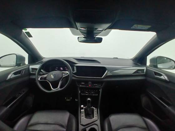VOLKSWAGEN TAOS 1.4 250 TSI TOTAL FLEX HIGHLINE AUTOMÁTICO — foto 15