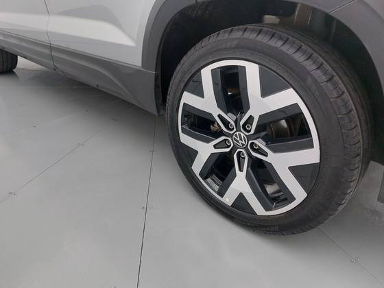 VOLKSWAGEN TAOS 1.4 250 TSI TOTAL FLEX HIGHLINE AUTOMÁTICO — foto 12