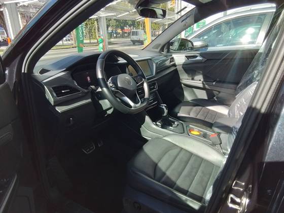 VOLKSWAGEN TAOS 1.4 250 TSI TOTAL FLEX HIGHLINE AUTOMÁTICO — foto 10