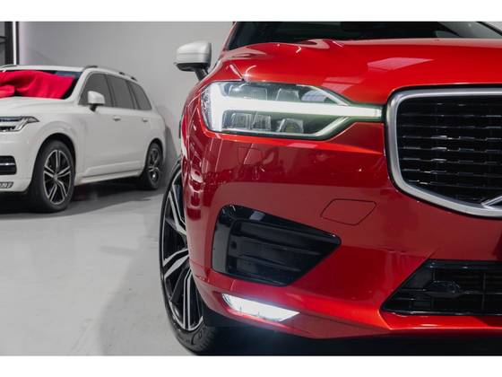 VOLVO XC60 2.0 T5 GASOLINA R-DESIGN AWD GEARTRONIC — foto 2