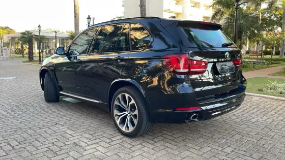 BMW X5 3.0 FULL 4X4 35I 6 CILINDROS 24V GASOLINA 4P AUTOMÁTICO — foto 4