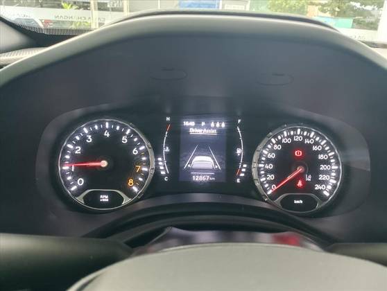 JEEP RENEGADE 1.3 T270 TURBO FLEX AT6 — foto 9