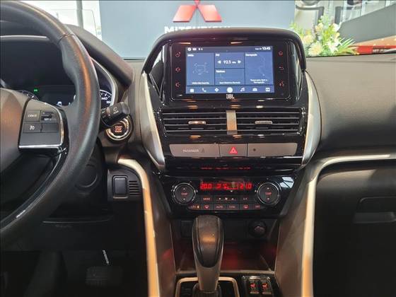MITSUBISHI ECLIPSE CROSS 1.5 MIVEC TURBO GASOLINA HPE CVT — foto 12