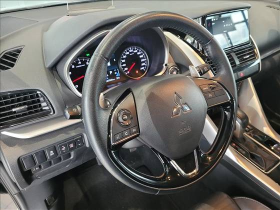 MITSUBISHI ECLIPSE CROSS 1.5 MIVEC TURBO GASOLINA HPE CVT — foto 16