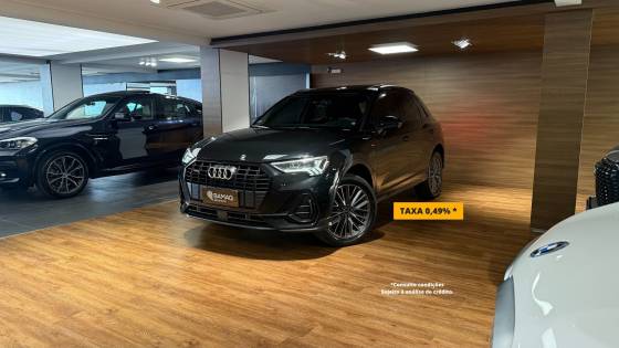 AUDI Q3 2.0 40 TFSI GASOLINA PERFORMANCE BLACK QUATTRO TIPTRONIC AUDI Q3 2.0 40 TFSI GASOLINA PERFORMANCE BLACK QUATTRO TIPTRONIC