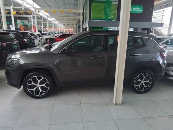 JEEP COMPASS 1.3 T270 TURBO FLEX LONGITUDE AT6 — foto 3