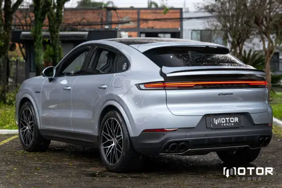 PORSCHE CAYENNE 3.0 V6 E-HYBRID COUPÉ AWD TIPTRONIC S — foto 7