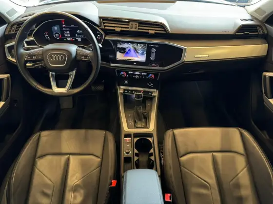 AUDI Q3 2.0 40 TFSI GASOLINA PERFORMANCE QUATTRO TIPTRONIC — foto 10