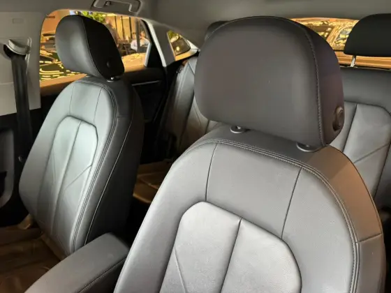 AUDI Q3 2.0 40 TFSI GASOLINA PERFORMANCE QUATTRO TIPTRONIC — foto 14