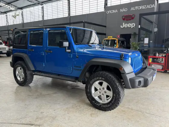 JEEP WRANGLER 3.6 UNLIMITED SPORT 4X4 V6 GASOLINA 4P AUTOMÁTICO — foto 8
