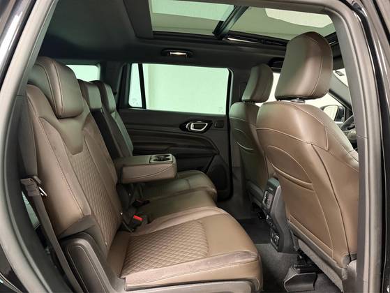 JEEP COMMANDER 2.0 TD380 TURBO DIESEL OVERLAND AT9 — foto 7