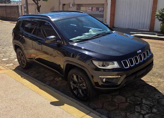 JEEP COMPASS 2.0 16V DIESEL LONGITUDE 4X4 AUTOMÁTICO — foto 4