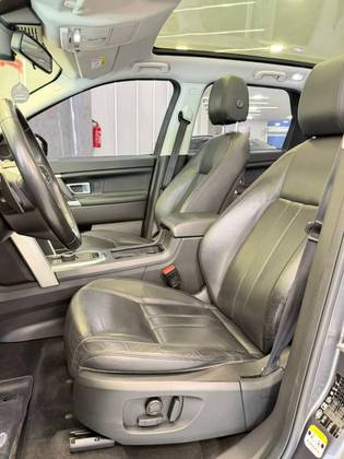 LAND ROVER DISCOVERY SPORT 2.0 16V TD4 TURBO DIESEL HSE 4P AUTOMÁTICO — foto 7