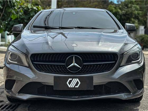 MERCEDES-BENZ CLA 200 1.6 URBAN 16V FLEX 4P AUTOMÁTICO — foto 2