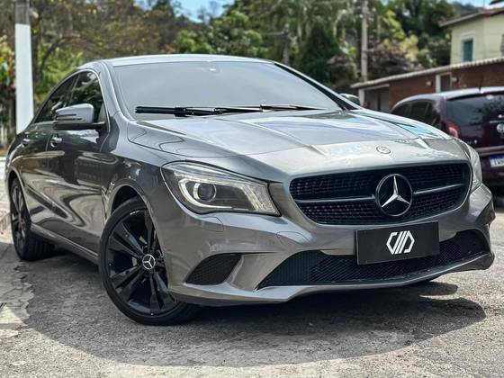 MERCEDES-BENZ CLA 200 1.6 URBAN 16V FLEX 4P AUTOMÁTICO — foto 3