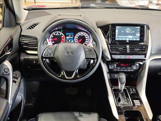 MITSUBISHI ECLIPSE CROSS 1.5 MIVEC TURBO GASOLINA HPE CVT — foto 8
