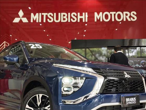 MITSUBISHI ECLIPSE CROSS 1.5 MIVEC TURBO GASOLINA HPE CVT — foto 12