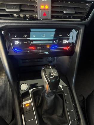 VOLKSWAGEN TAOS 1.4 250 TSI TOTAL FLEX HIGHLINE AUTOMÁTICO — foto 13