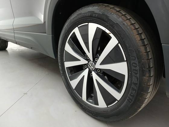 VOLKSWAGEN TAOS 1.4 250 TSI TOTAL FLEX HIGHLINE AUTOMÁTICO — foto 12