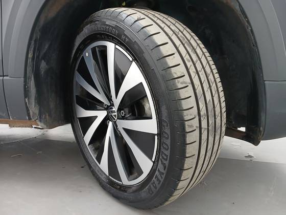 VOLKSWAGEN TAOS 1.4 250 TSI TOTAL FLEX HIGHLINE AUTOMÁTICO — foto 13