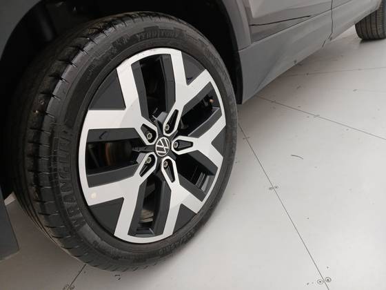 VOLKSWAGEN TAOS 1.4 250 TSI TOTAL FLEX HIGHLINE AUTOMÁTICO — foto 14