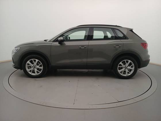 AUDI Q3 2.0 40 TFSI GASOLINA PRESTIGE QUATTRO TIPTRONIC — foto 2