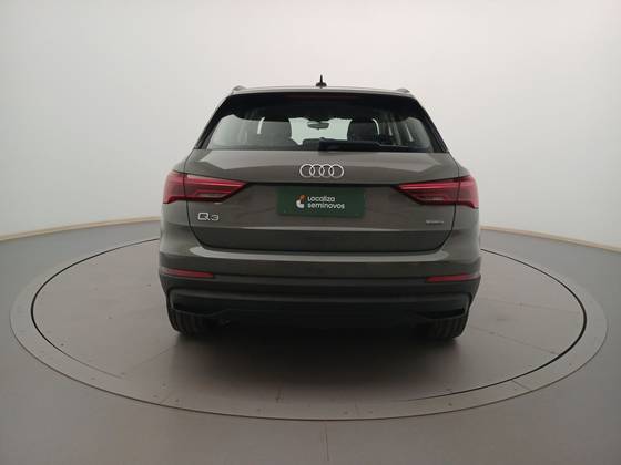 AUDI Q3 2.0 40 TFSI GASOLINA PRESTIGE QUATTRO TIPTRONIC — foto 4