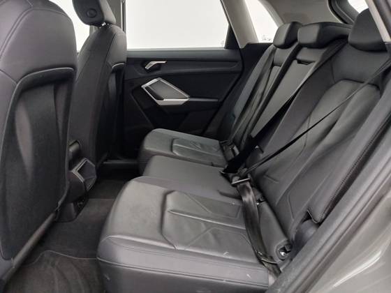 AUDI Q3 2.0 40 TFSI GASOLINA PRESTIGE QUATTRO TIPTRONIC — foto 17