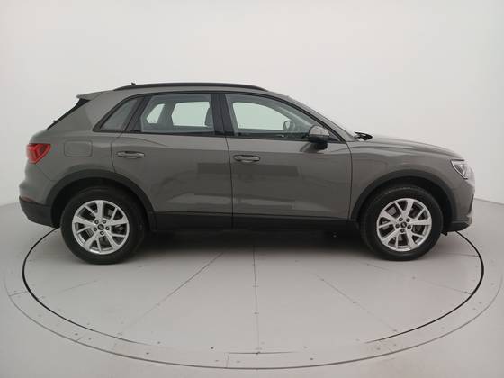 AUDI Q3 2.0 40 TFSI GASOLINA PRESTIGE QUATTRO TIPTRONIC — foto 6