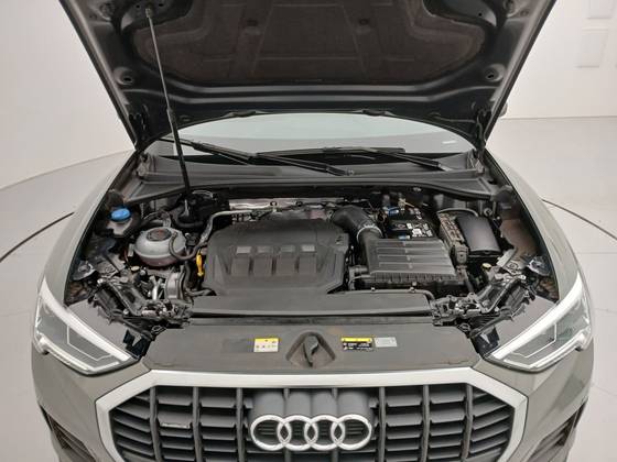 AUDI Q3 2.0 40 TFSI GASOLINA PRESTIGE QUATTRO TIPTRONIC — foto 10