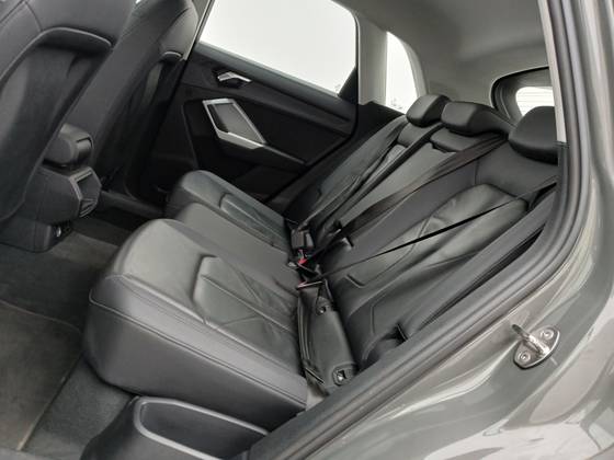 AUDI Q3 2.0 40 TFSI GASOLINA PRESTIGE QUATTRO TIPTRONIC — foto 17