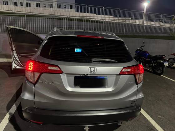 HONDA HR-V 1.8 16V FLEX LX 4P AUTOMÁTICO — foto 2