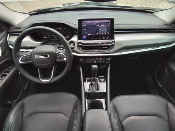 JEEP COMPASS 1.3 T270 TURBO FLEX LONGITUDE AT6 — foto 10