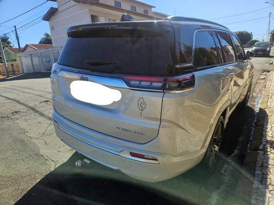 JEEP COMMANDER 1.3 T270 TURBO FLEX OVERLAND AT6 — foto 4
