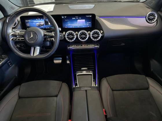 MERCEDES-BENZ GLA 200 1.3 MHEV AMG LINE 7G-DCT — foto 9