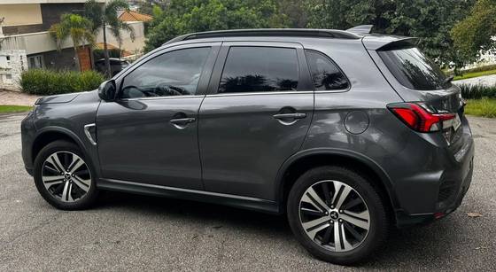 MITSUBISHI OUTLANDER 2.0 MIVEC GASOLINA HPE AUTOMÁTICO — foto 3