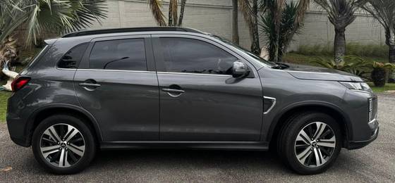 MITSUBISHI OUTLANDER 2.0 MIVEC GASOLINA HPE AUTOMÁTICO — foto 2