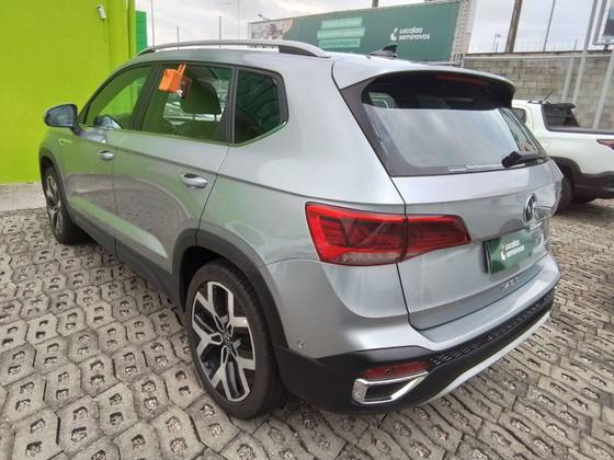 VOLKSWAGEN TAOS 1.4 250 TSI TOTAL FLEX HIGHLINE AUTOMÁTICO — foto 4
