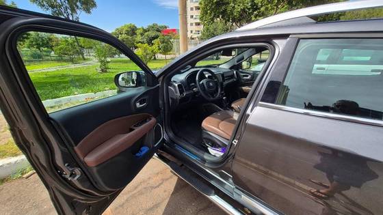 FIAT TORO 2.0 16V TURBO DIESEL RANCH 4WD AT9 — foto 6