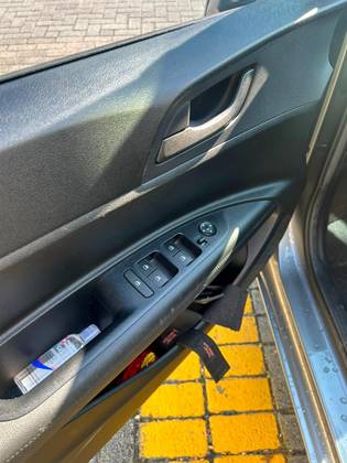 HYUNDAI HB20 1.0 12V FLEX COMFORT MANUAL — foto 7