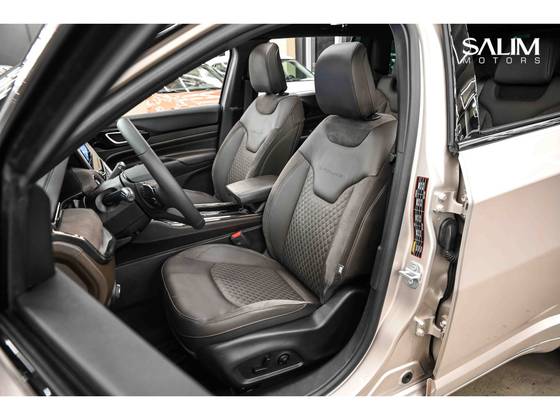 JEEP COMMANDER 2.0 HURRICANE 4 TURBO GASOLINA OVERLAND AT9 — foto 11