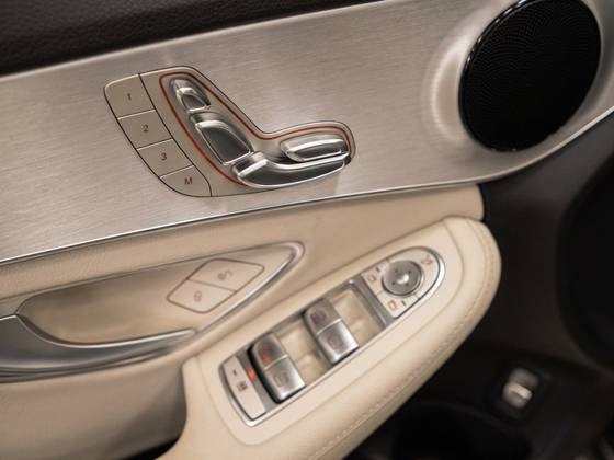 MERCEDES-BENZ C 250 2.0 CGI GASOLINA AVANTGARDE 9G-TRONIC — foto 15