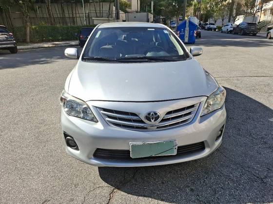 TOYOTA COROLLA 2.0 ALTIS 16V FLEX 4P AUTOMÁTICO TOYOTA COROLLA 2.0 ALTIS 16V FLEX 4P AUTOMÁTICO