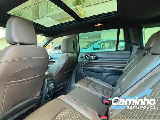JEEP COMMANDER 1.3 T270 TURBO FLEX OVERLAND AT6 — foto 9