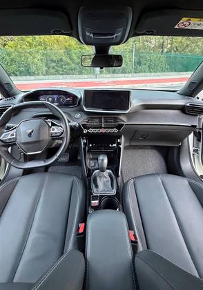 PEUGEOT 2008 1.0 TURBO 200 FLEX ALLURE CVT — foto 7
